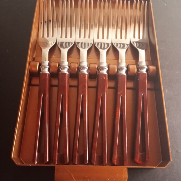 GORGEOUS MCM Stanhome Stainless Forks with Bakelite Handles Set of 6. - Picture 1 of 4